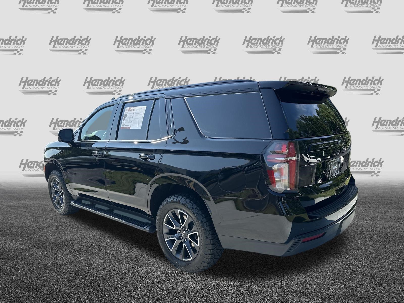 Used 2024 Chevrolet Tahoe Z71 w/ Luxury Package AWD/4WD image 8