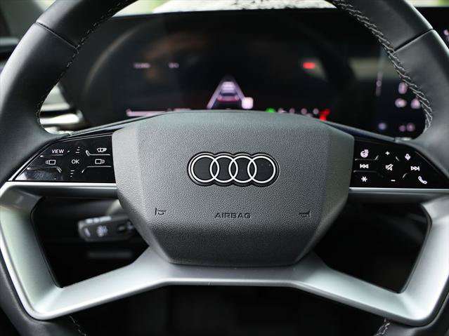 Certified 2025 Audi Q5 Premium Plus w/ Premium Plus AWD/4WD image 32