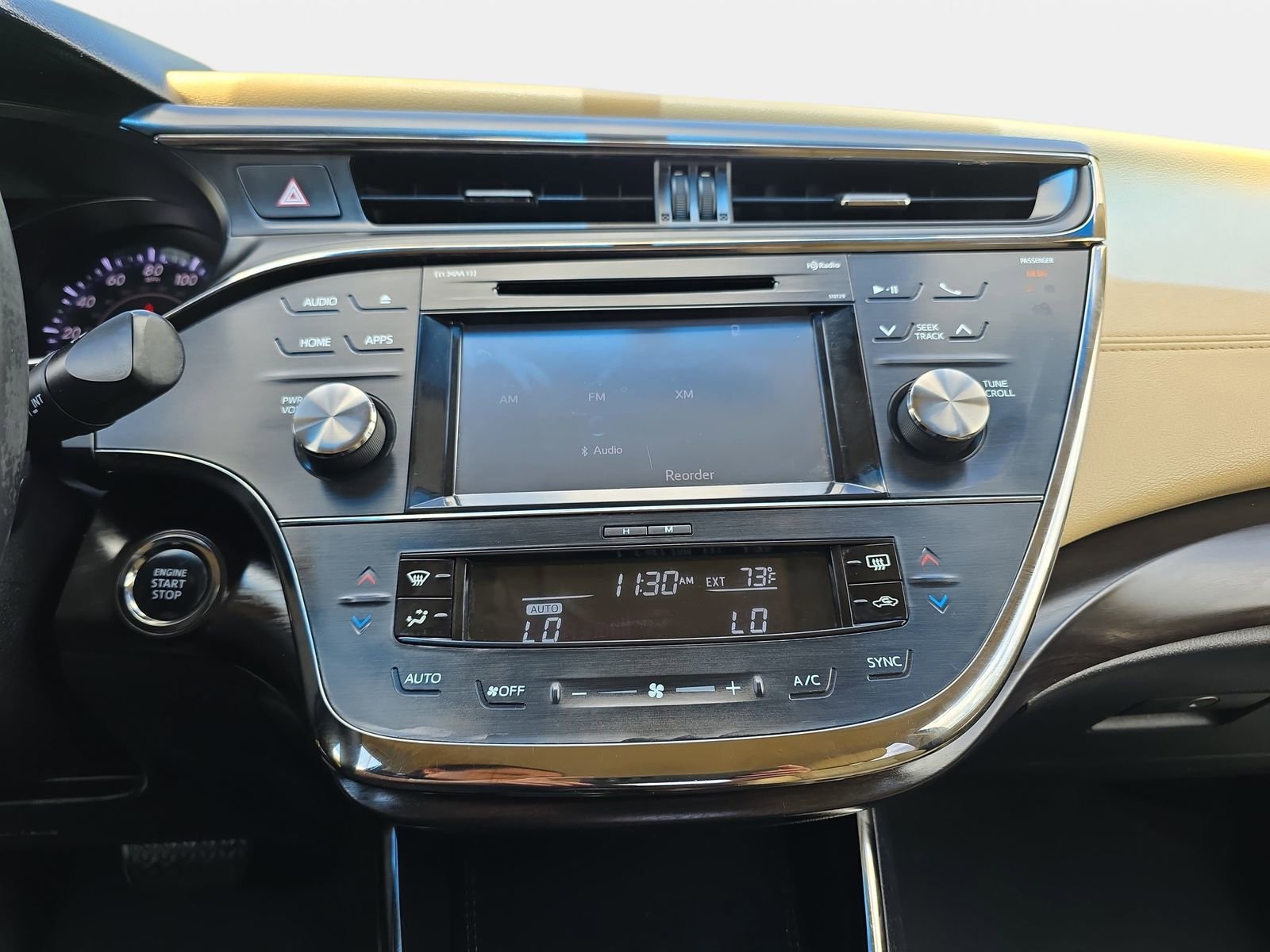 Used 2016 Toyota Avalon XLE FWD image 19