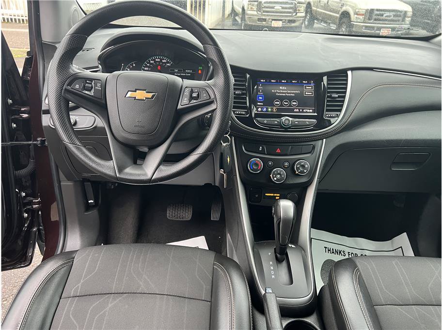 Used 2021 Chevrolet Trax LT AWD/4WD image 13