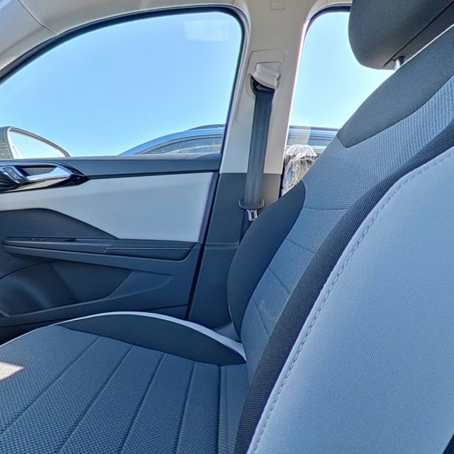 New 2026 Volkswagen Taos S image 24