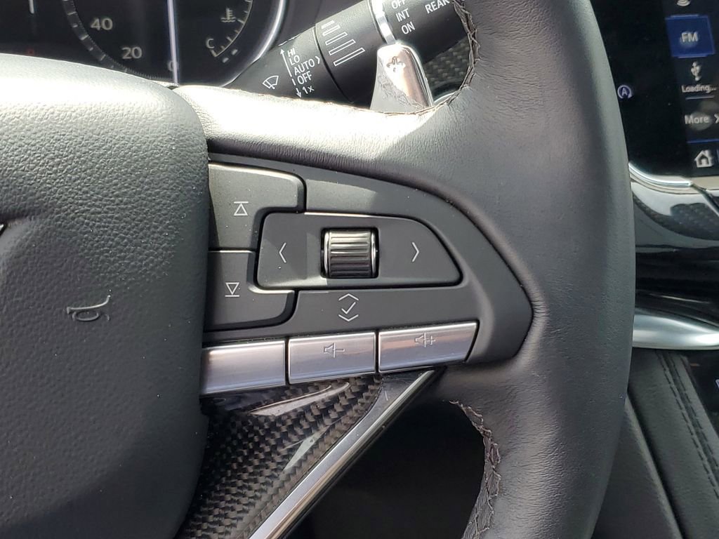 Used 2025 Cadillac XT6 Sport w/ LPO, Floor Liner Package AWD/4WD image 13