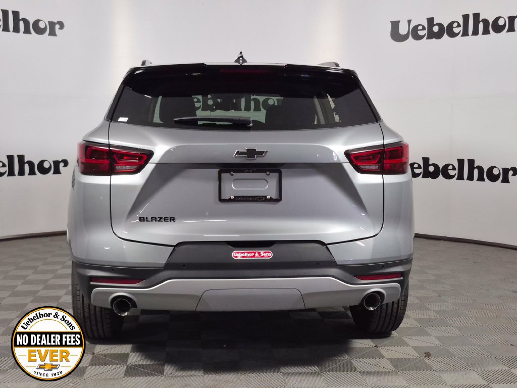 New 2026 Chevrolet Blazer LT w/ Convenience Package FWD image 6