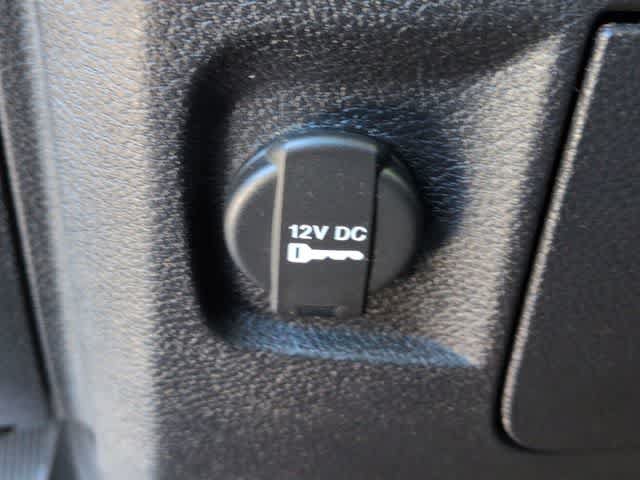 Used 2015 RAM 2500 Laramie AWD/4WD image 30