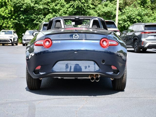 New 2026 MAZDA MX-5 Miata Club w/ Weather Package RWD image 6