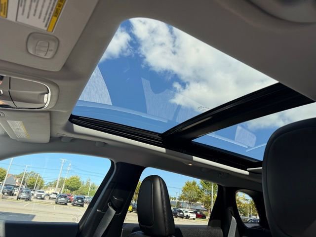 Used 2022 Jeep Cherokee Limited w/ Mopar Interior Package image 20