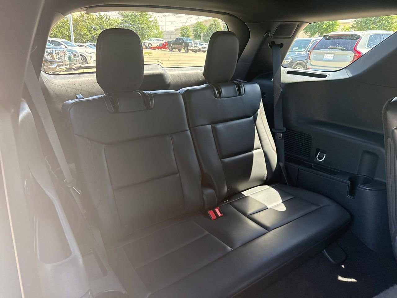 Used 2025 Ford Explorer ST-Line image 16