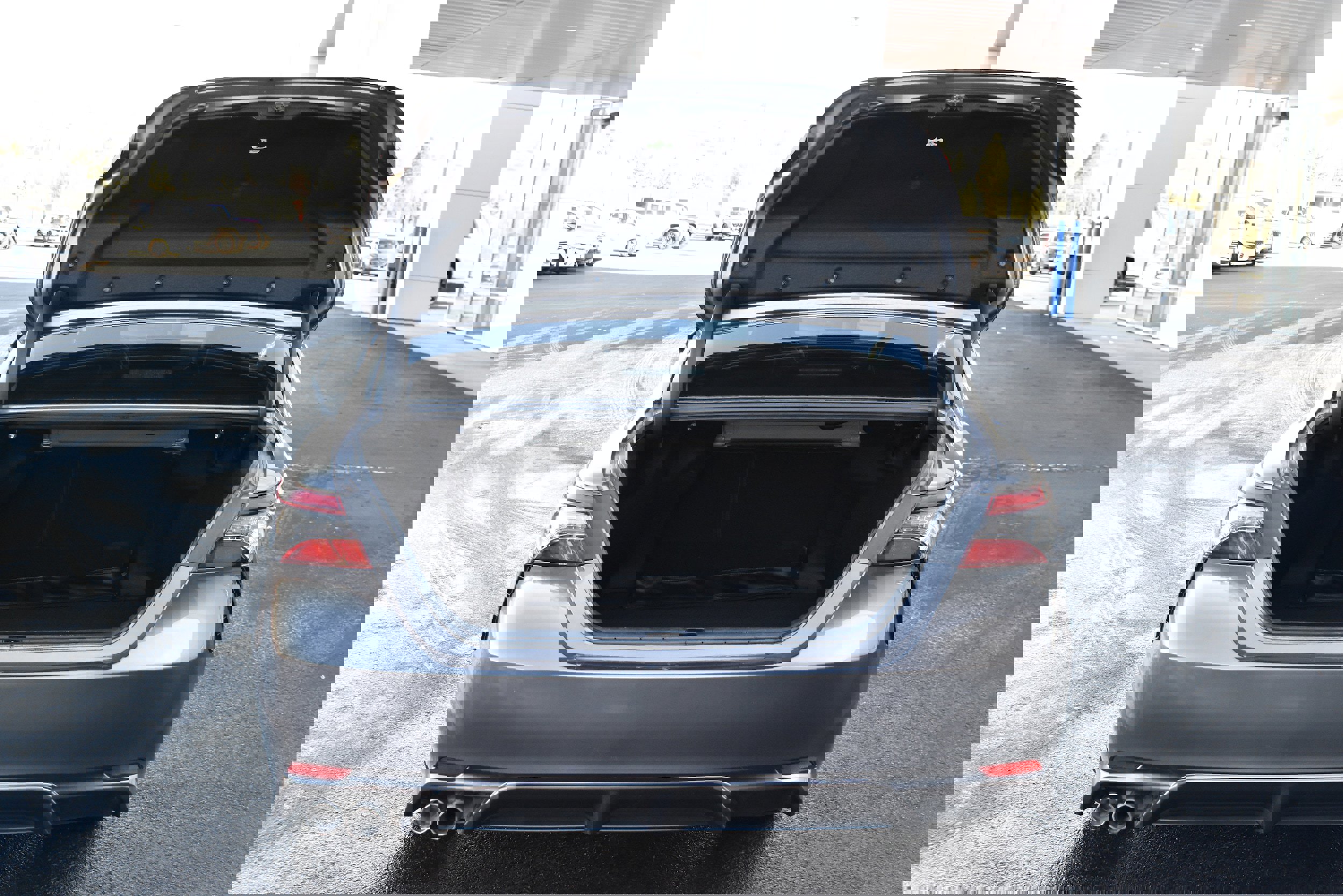 Used 2024 Toyota Camry XSE image 8