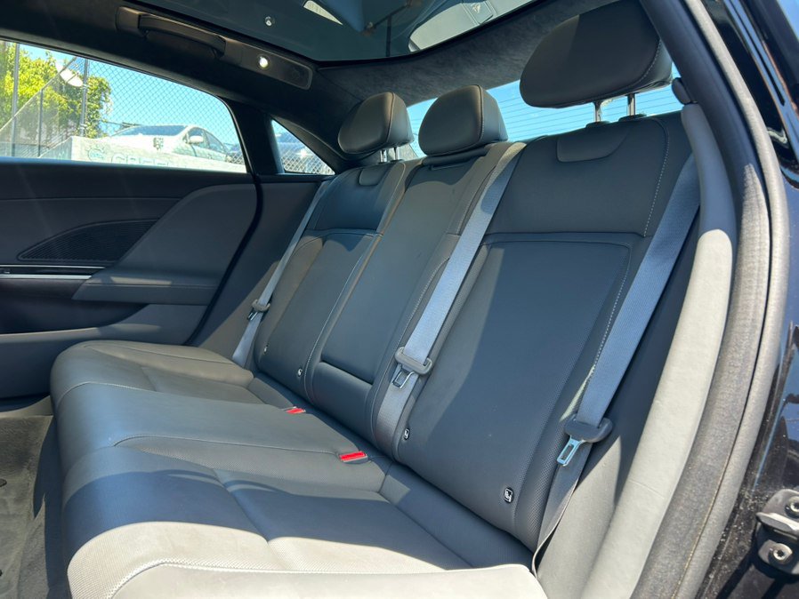 Used 2024 Lucid Air Touring AWD/4WD image 45