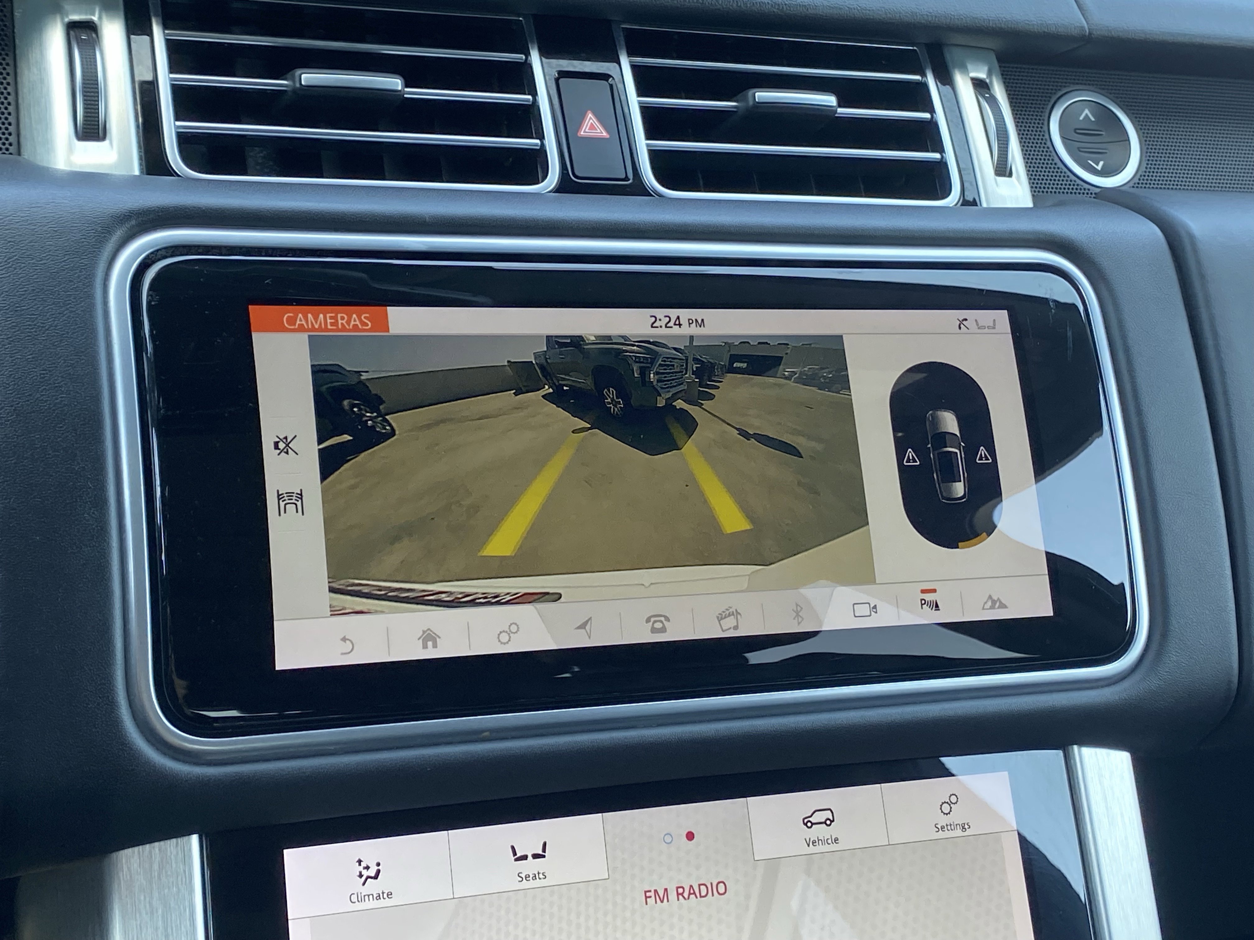 Used 2019 Land Rover Range Rover HSE AWD/4WD image 23