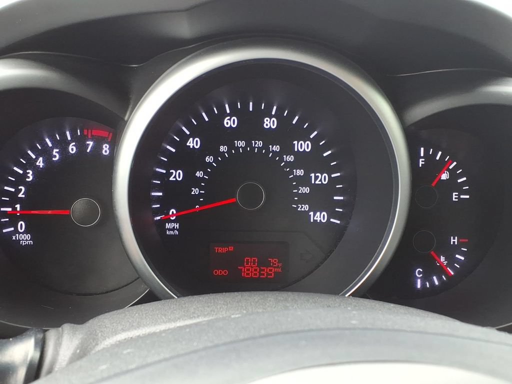 Used 2012 Kia Soul + FWD image 8