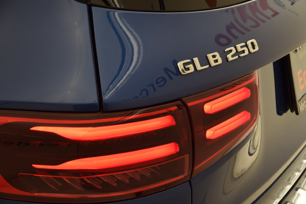 Used 2024 Mercedes-Benz GLB 250 image 13
