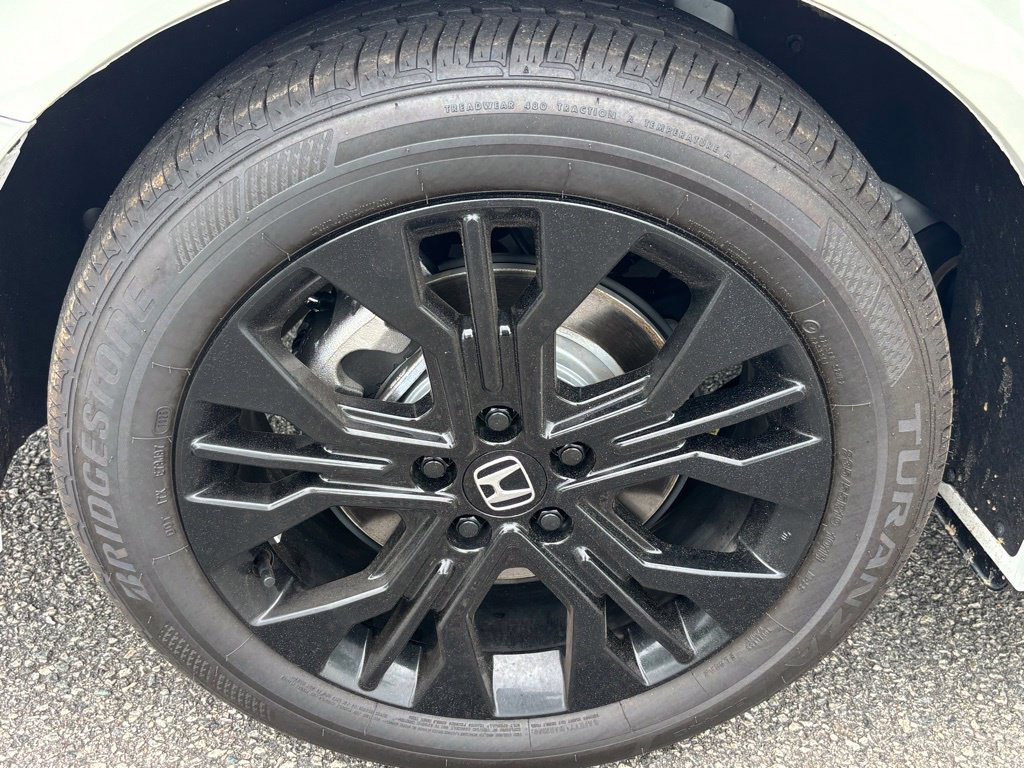 Used 2025 Honda Odyssey Sport-L image 40