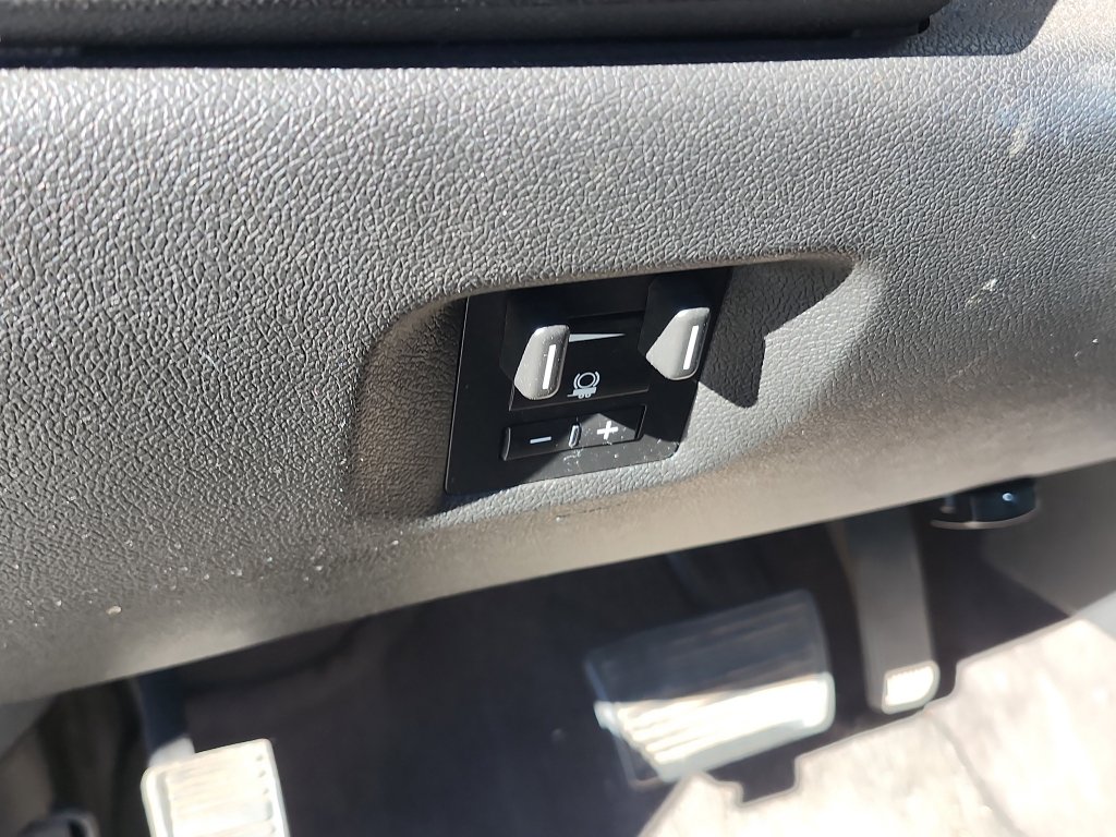 Used 2014 Chevrolet Tahoe LT w/ All-Star Edition image 19