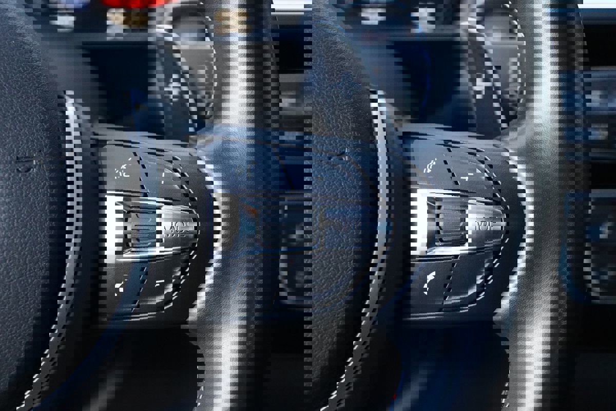 Used 2017 BMW M2 image 18