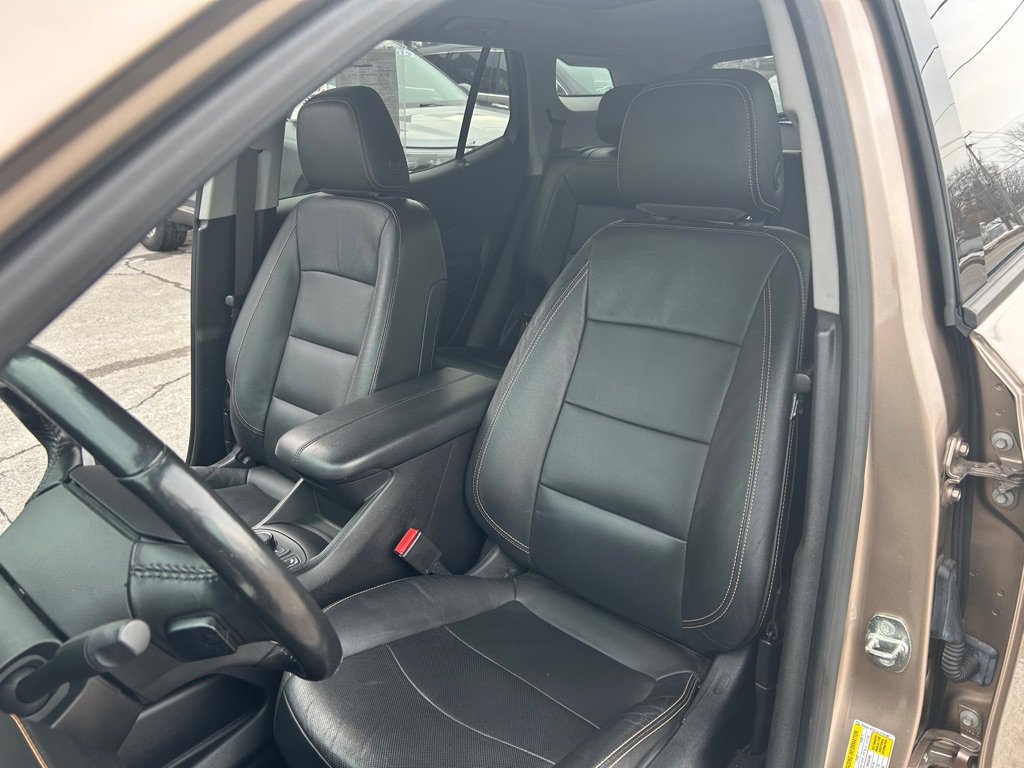 Used 2018 GMC Terrain SLT w/ Preferred Package image 25