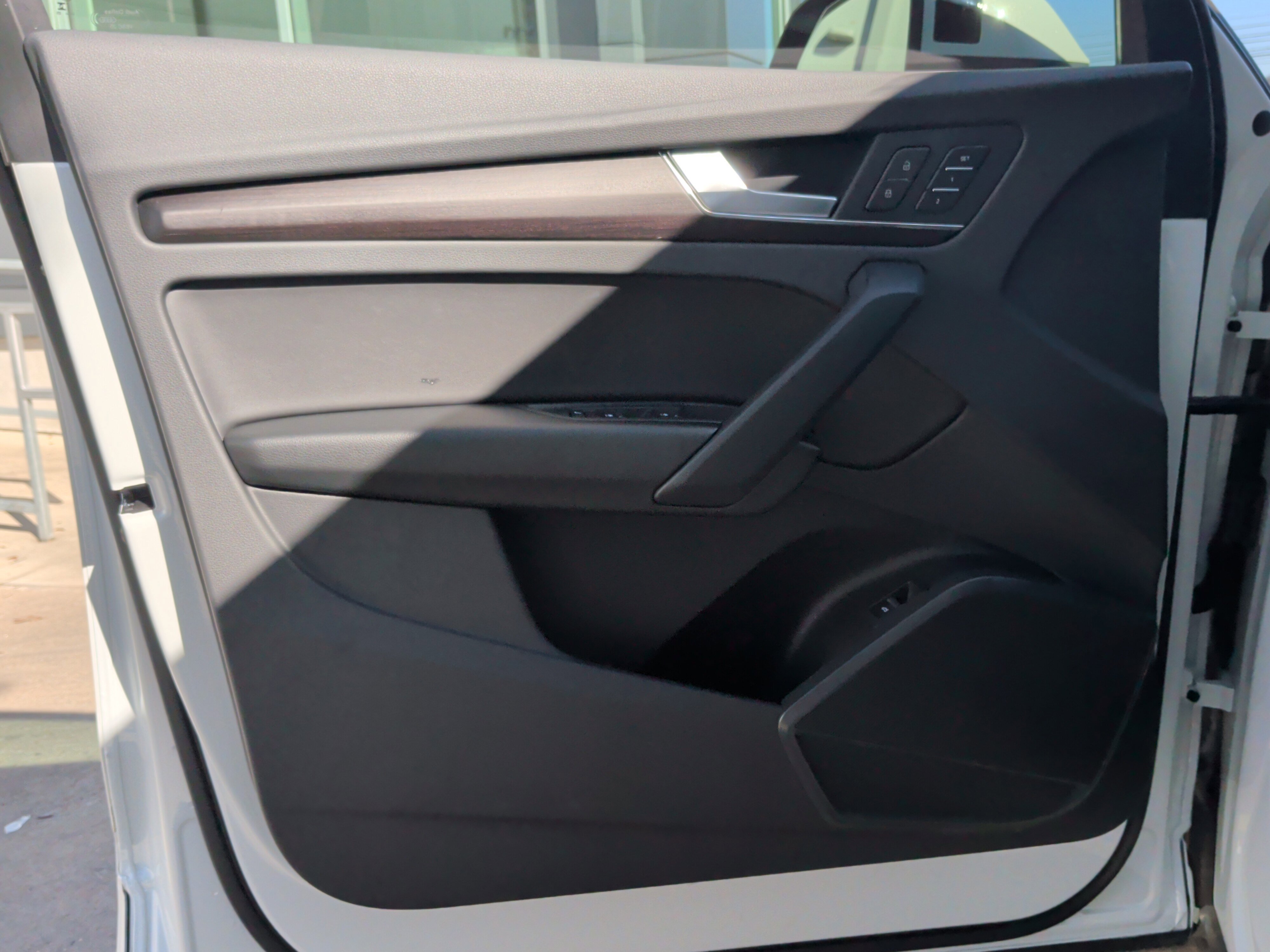 Certified 2023 Audi Q5 2.0T Premium w/ Convenience Package image 14