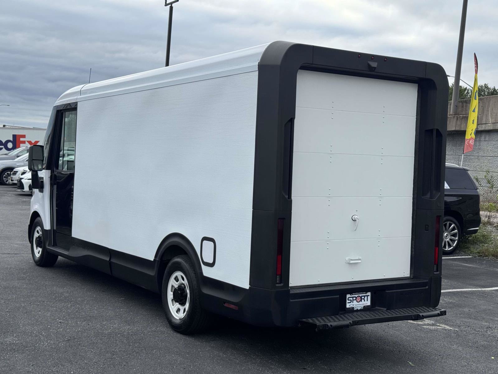 Used 2024 Chevrolet Brightdrop 600 w/ Battery Pack, Max Range AWD/4WD image 16