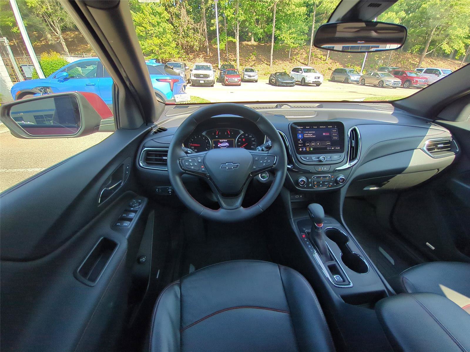 Used 2024 Chevrolet Equinox RS w/ RS Leather Package FWD image 33