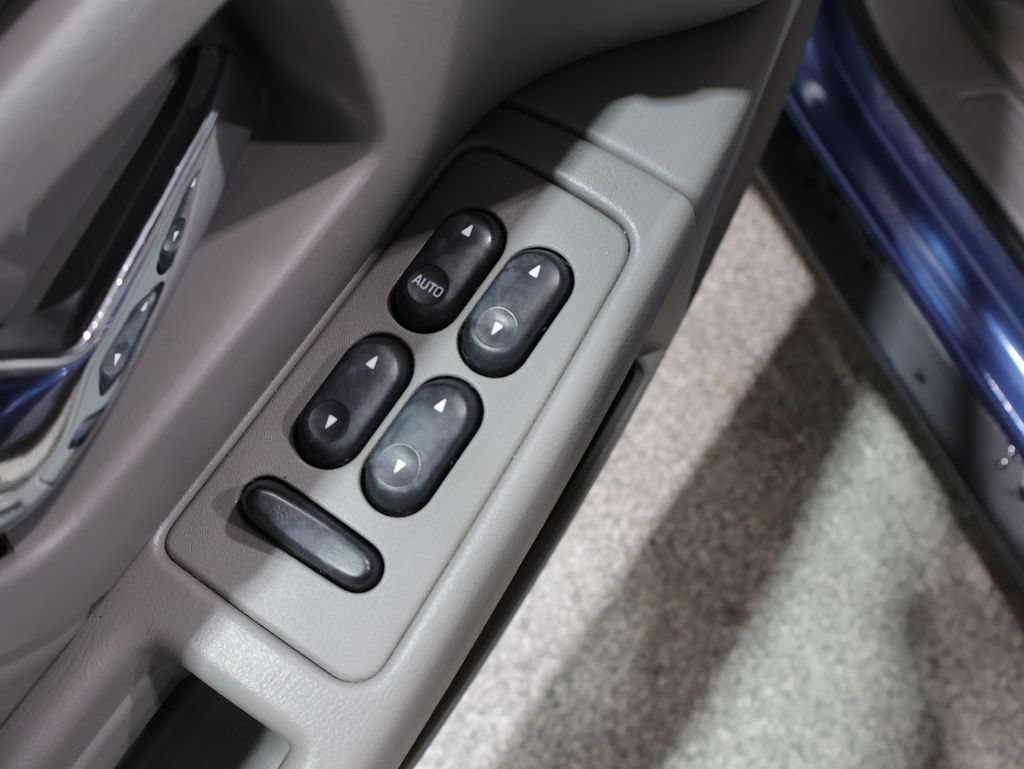 Used 2002 Mercury Sable GS FWD image 17