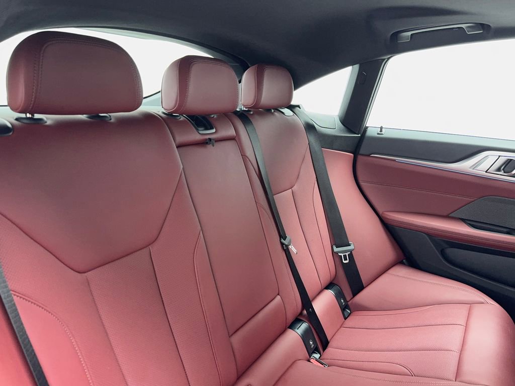 Used 2025 BMW i4 eDrive40 image 52