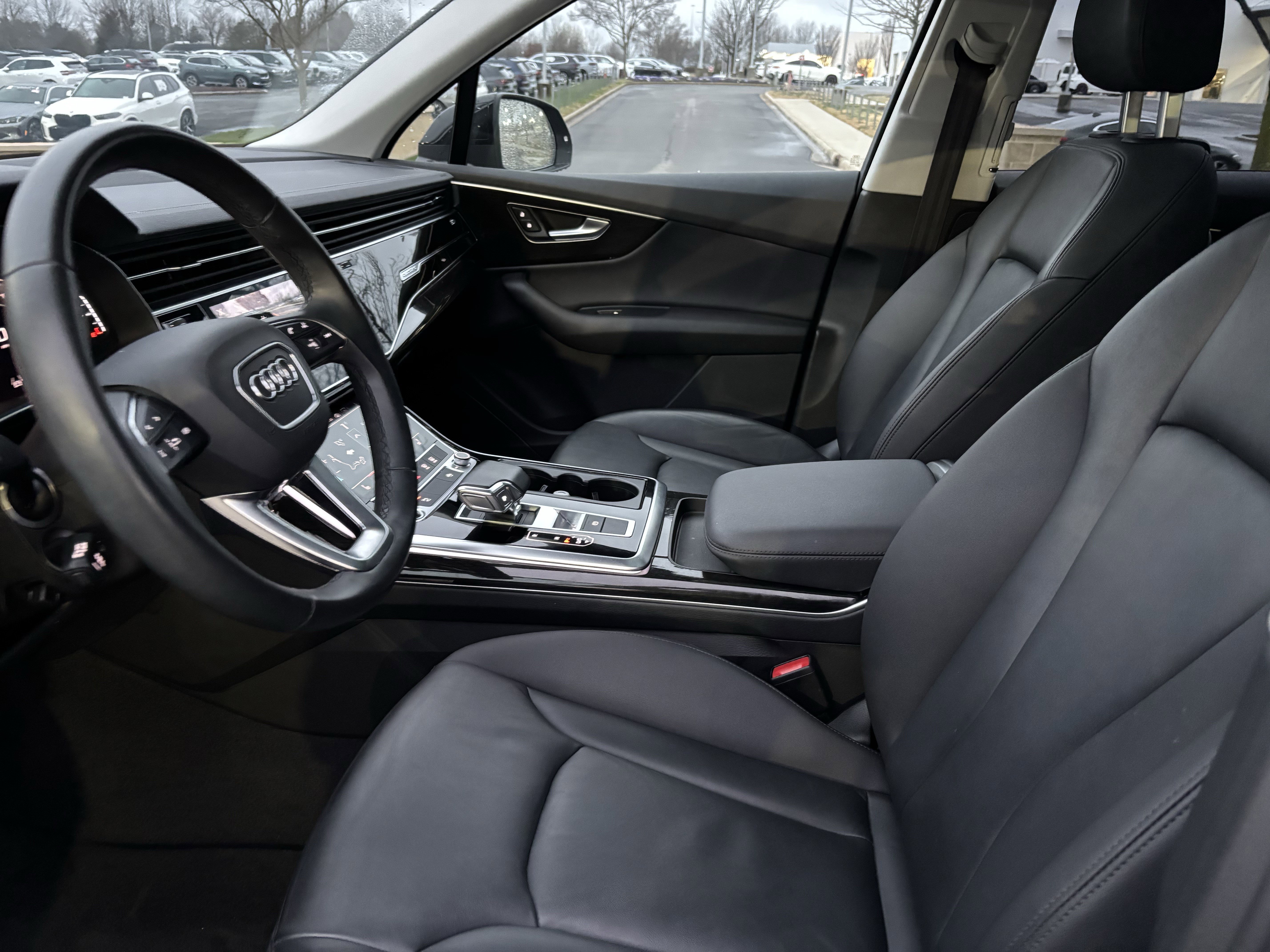 Used 2023 Audi Q7 3.0T Premium w/ Convenience Package image 16