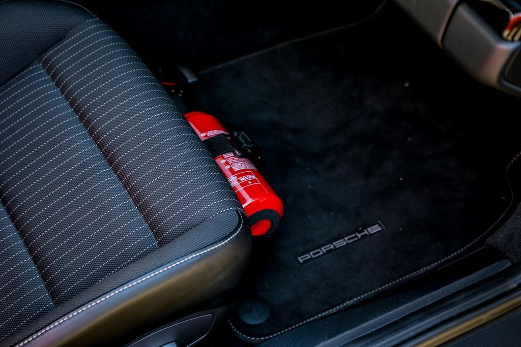 Used 2018 Porsche 911 Carrera T image 32