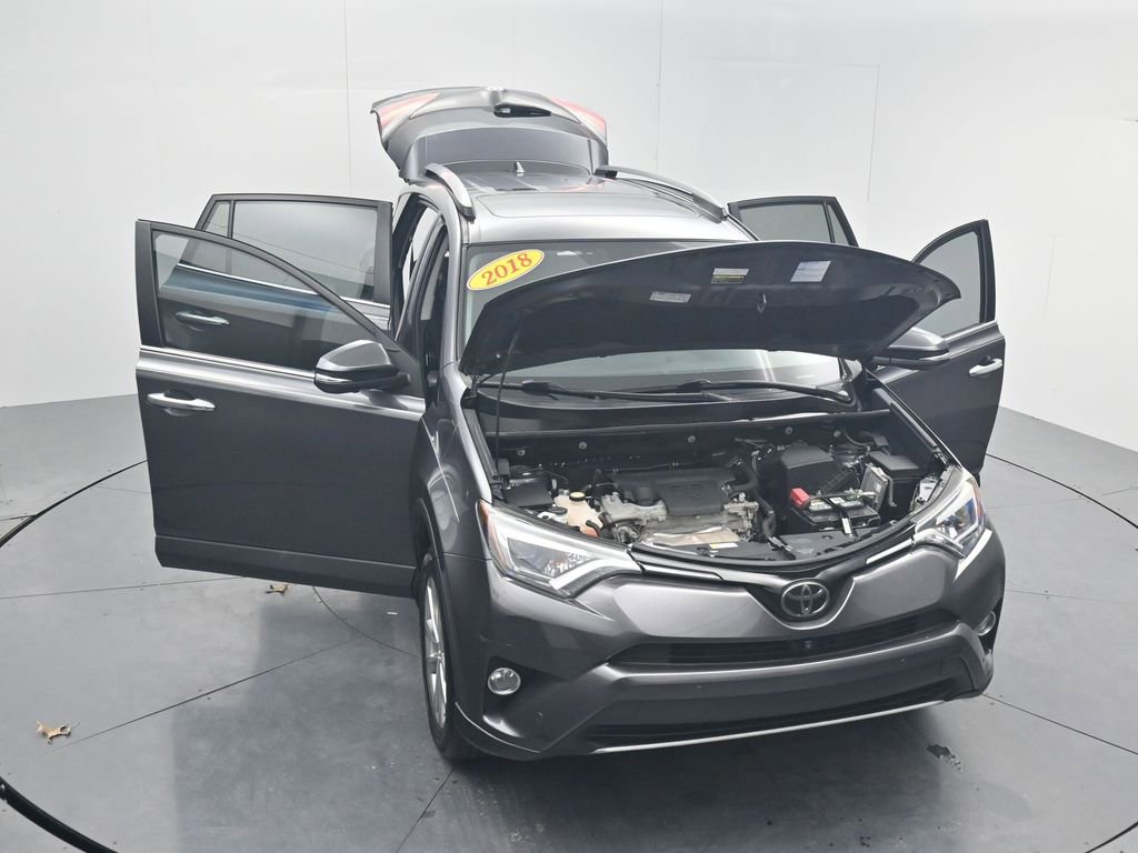 Used 2018 Toyota RAV4 Limited w/ Advanced Technology Package image 50