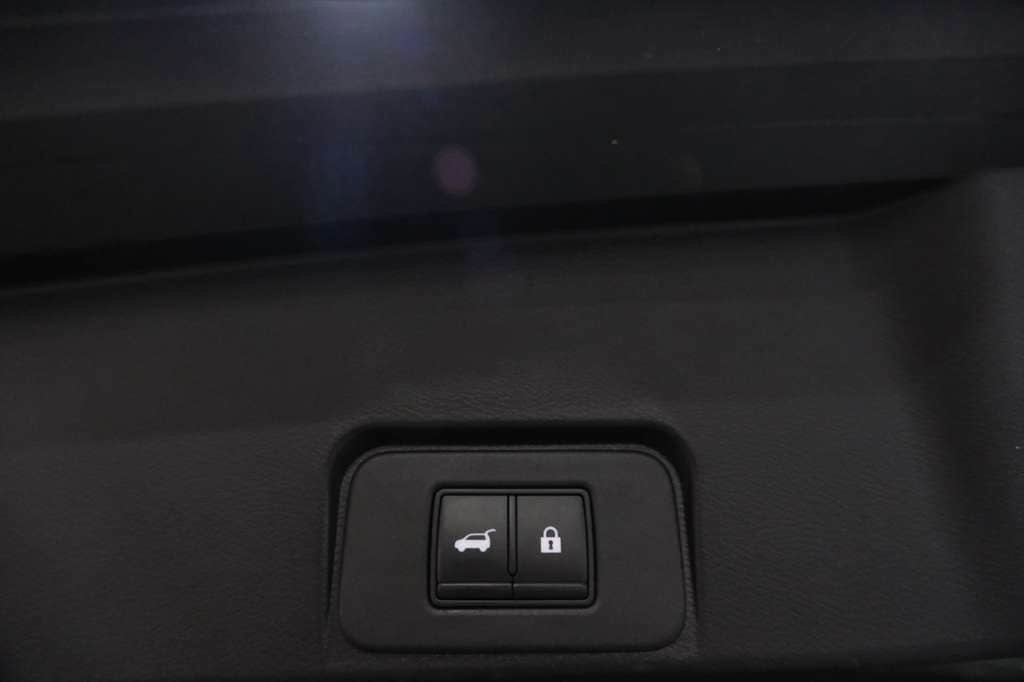 Used 2021 Nissan Rogue SV w/ Premium Package AWD/4WD image 11