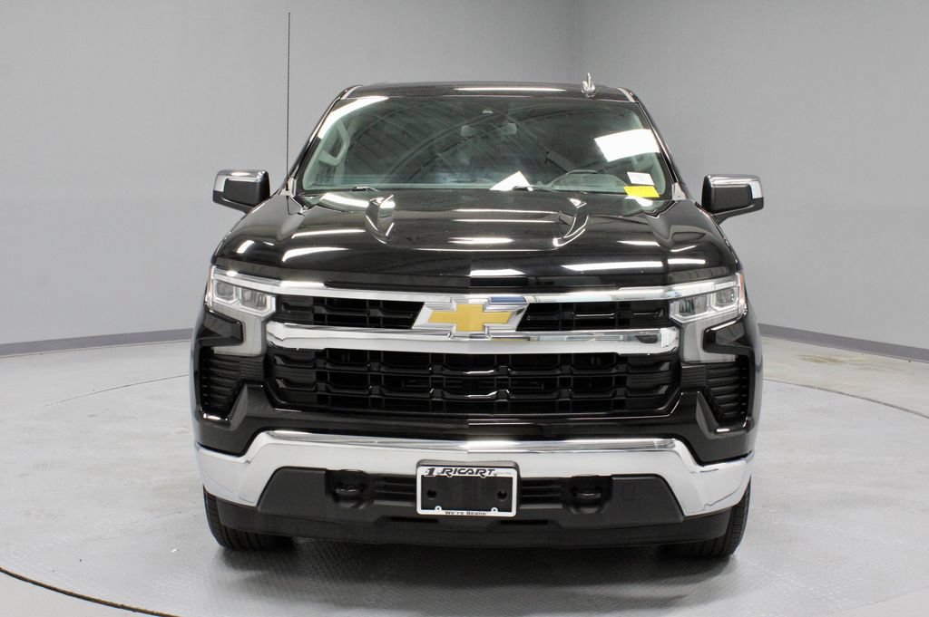 Used 2022 Chevrolet Silverado 1500 LT AWD/4WD image 8