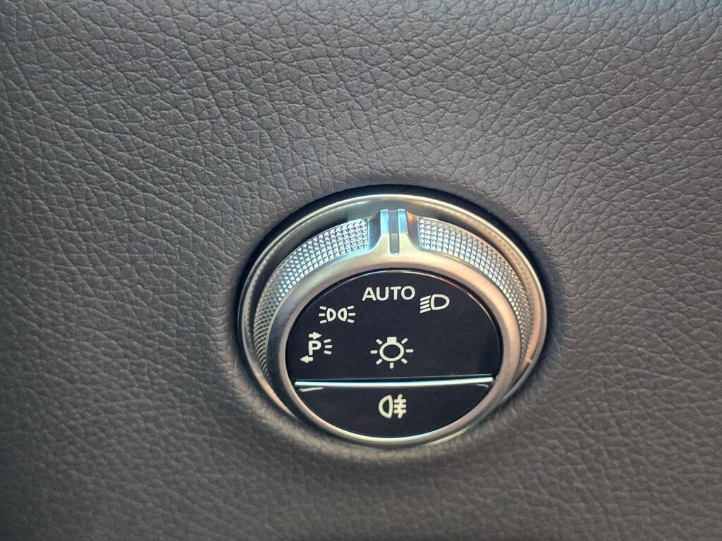 Used 2025 Mercedes-Benz GLC 63 AMG S image 84
