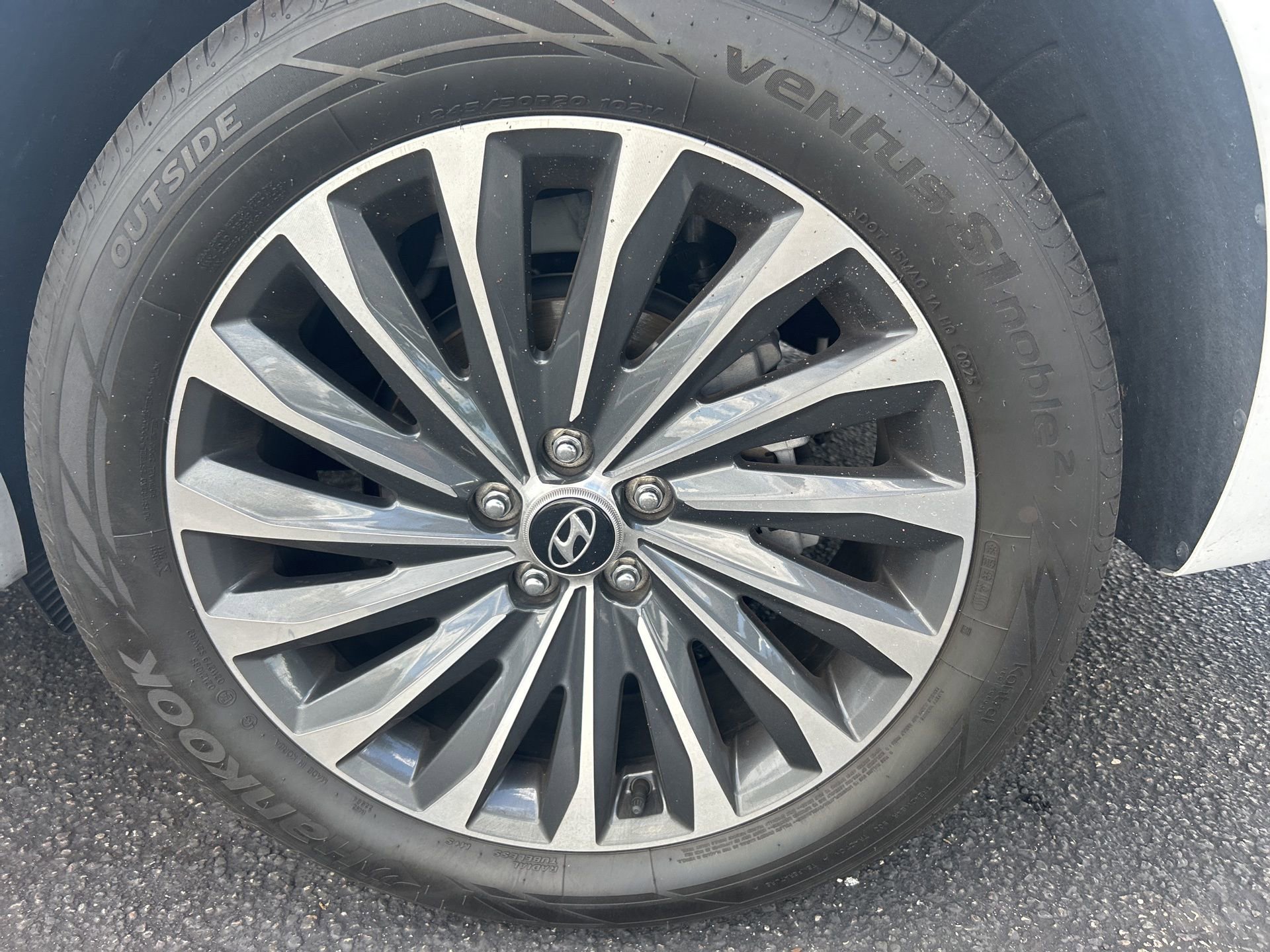 Used 2025 Hyundai Palisade Calligraphy image 6