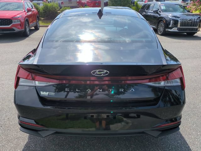 Certified 2023 Hyundai Elantra SEL w/ Convenience Package FWD image 6