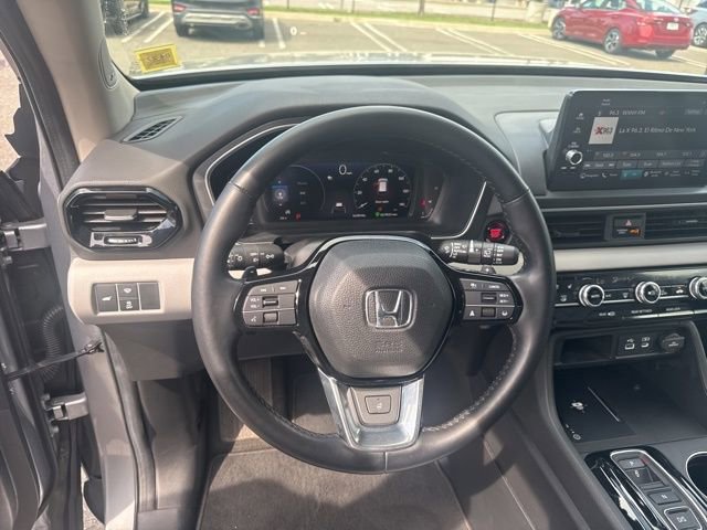 Used 2023 Honda Pilot Elite image 15