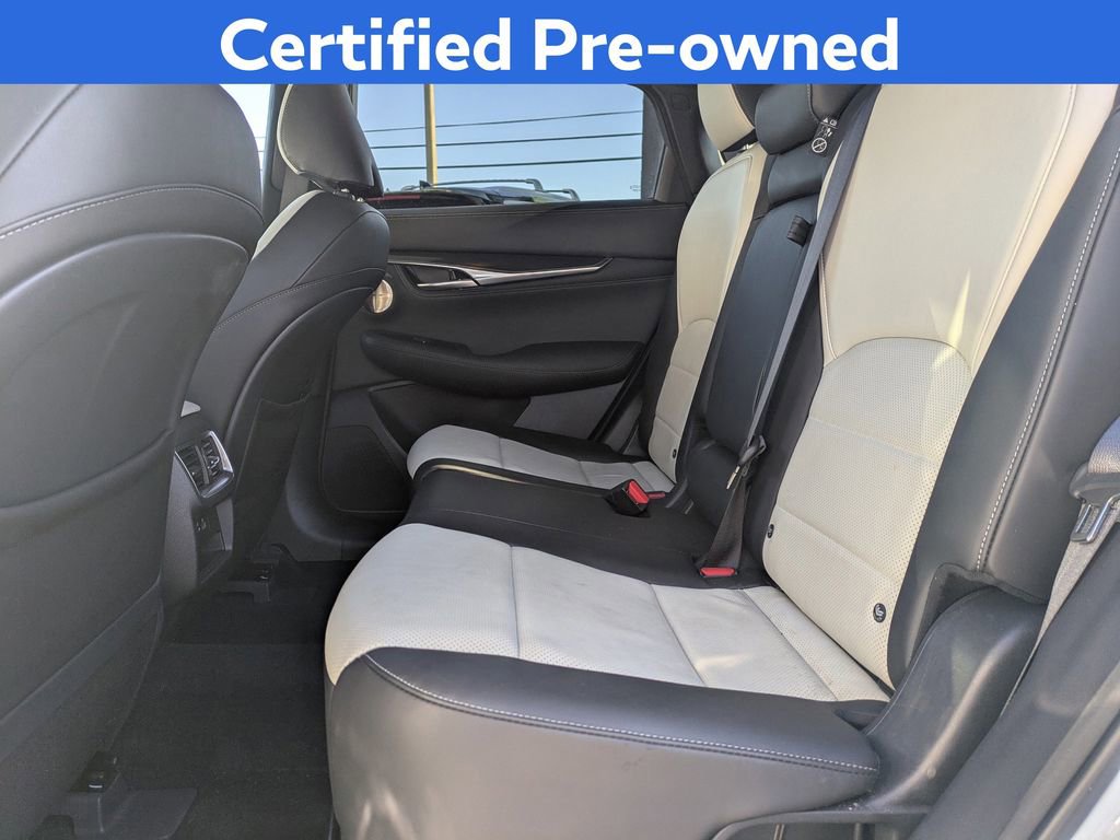 Certified 2025 INFINITI QX55 Essential AWD/4WD image 15