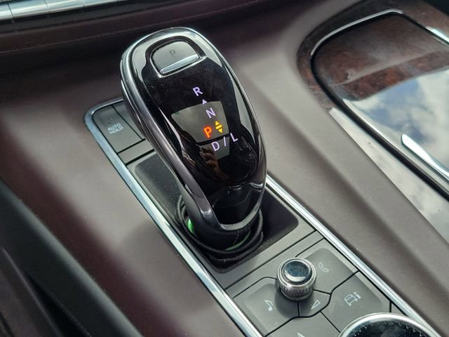 Used 2021 Cadillac Escalade ESV Sport Platinum image 25