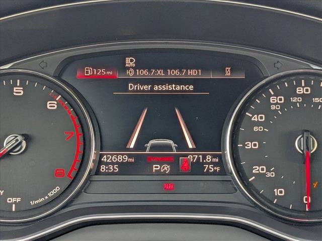 Used 2023 Audi Q5 2.0T Premium w/ Convenience Package image 11