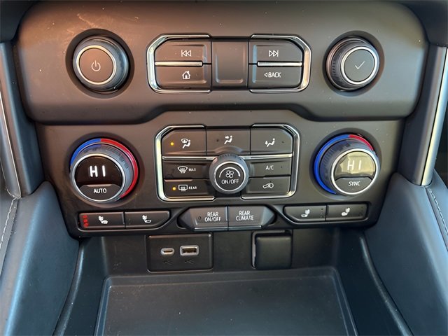 Used 2022 Chevrolet Tahoe LT w/ Luxury Package image 15