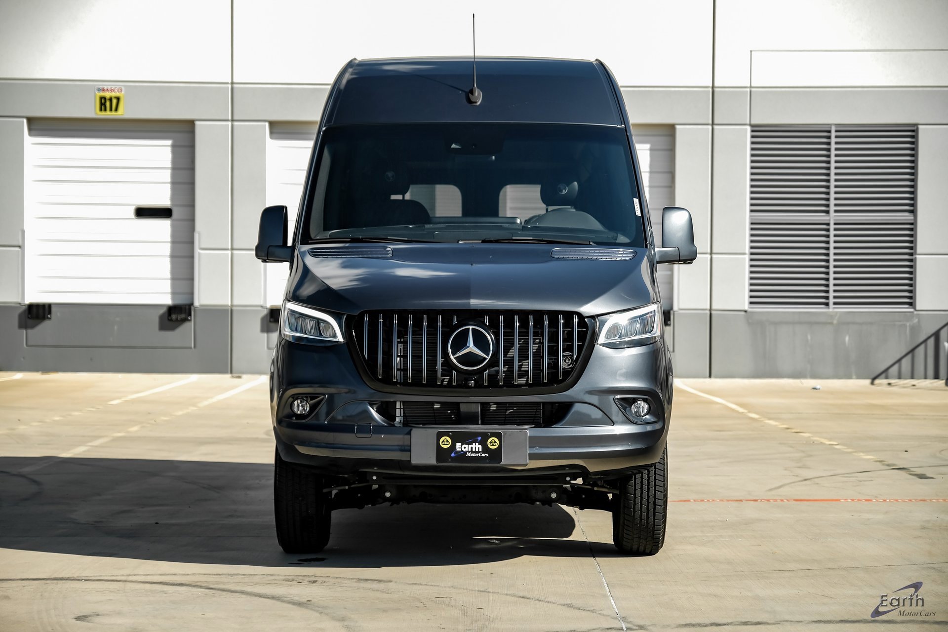 Used 2023 Mercedes-Benz Sprinter 2500 image 24