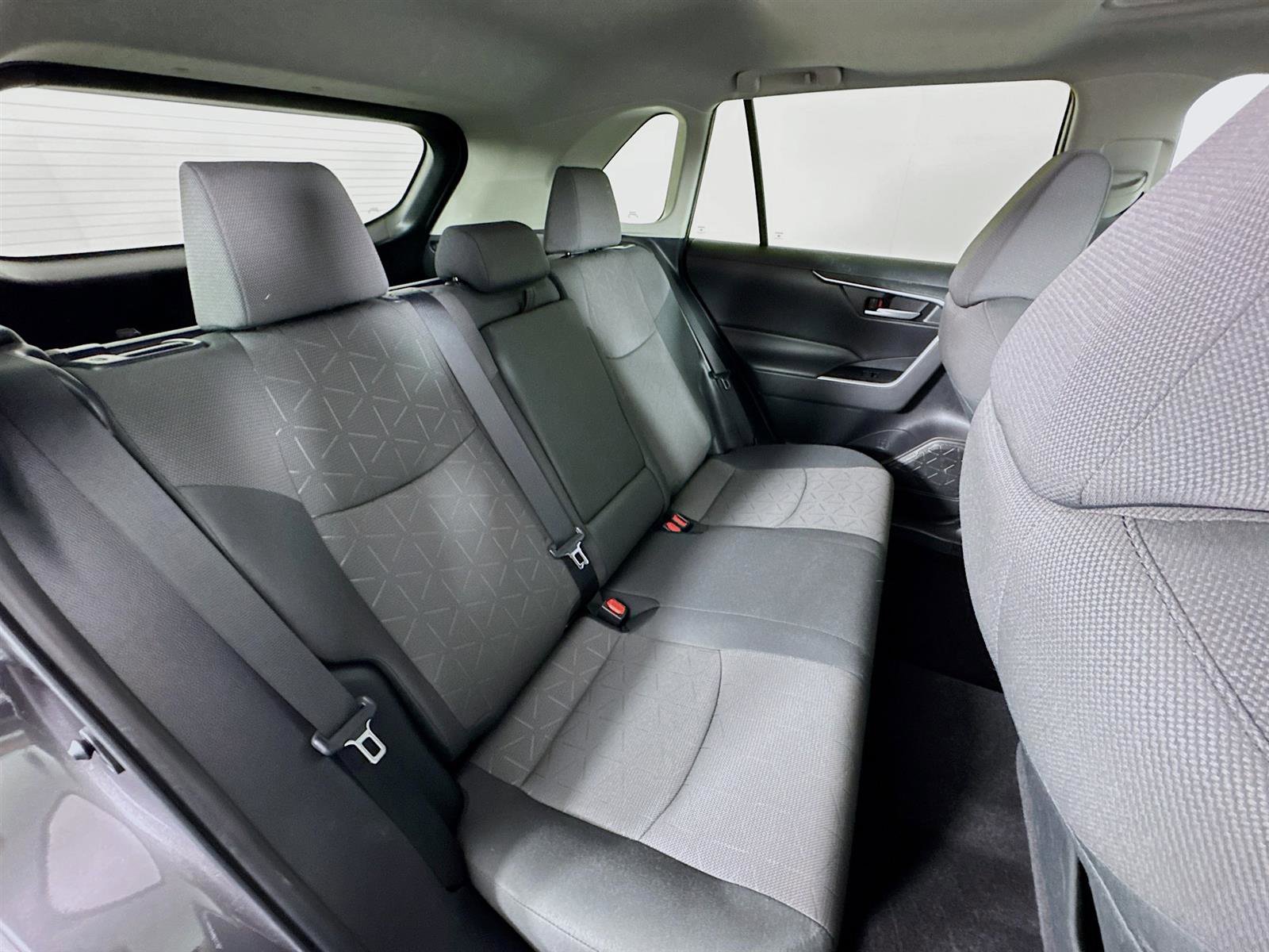 Used 2024 Toyota RAV4 XLE image 27