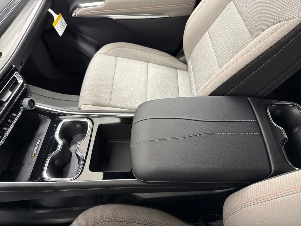 New 2026 Chevrolet Traverse LT w/ Midnight/Sport Edition image 36