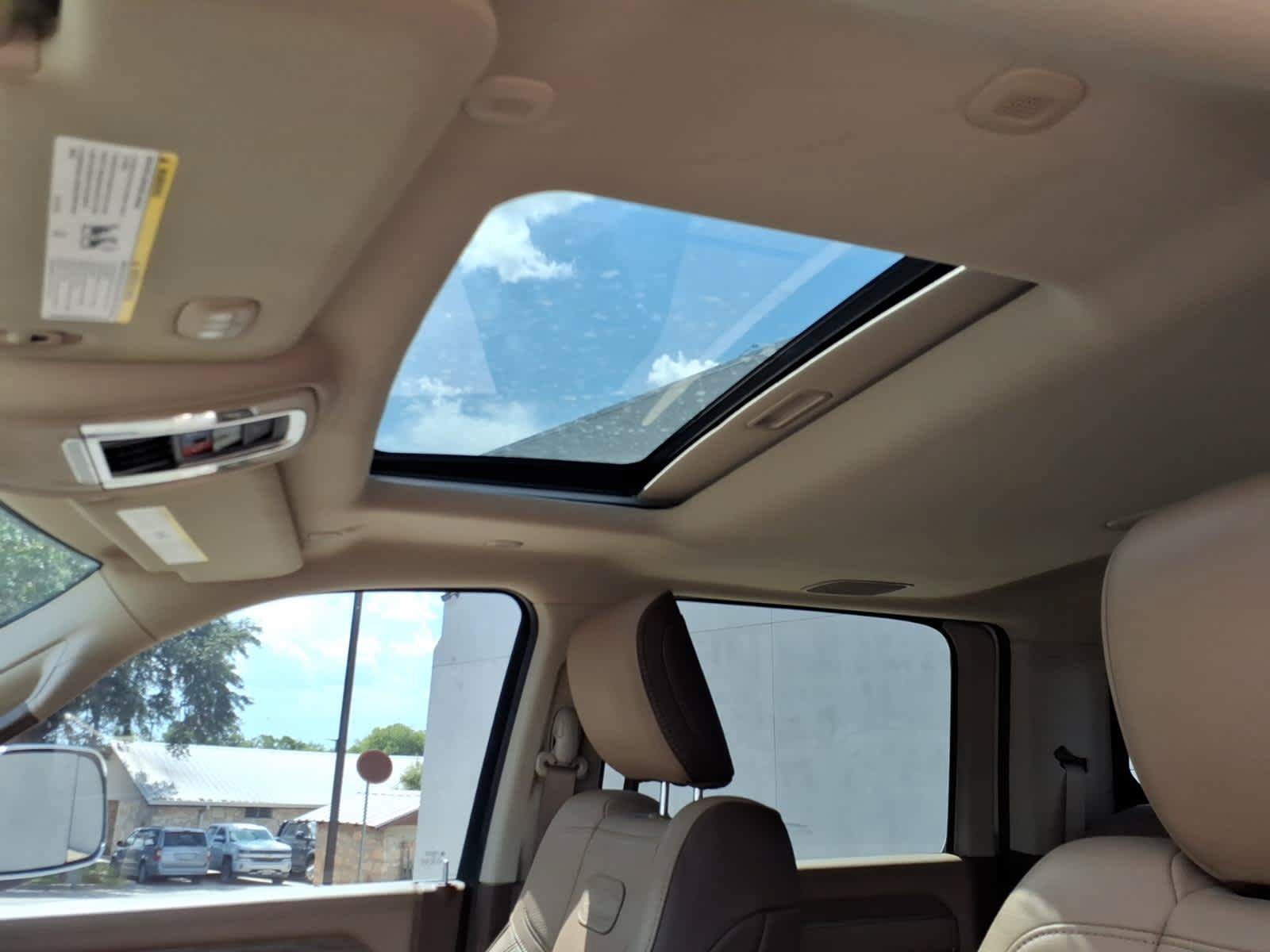Used 2020 RAM 2500 Limited AWD/4WD image 3