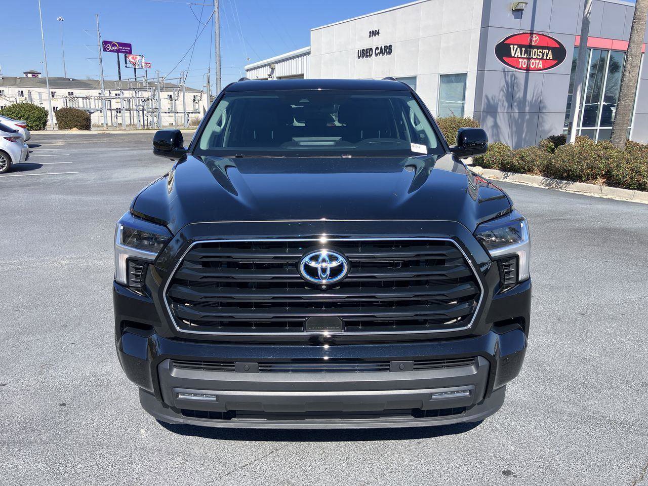 Used 2024 Toyota Sequoia SR5 w/ SR5 Premium Package image 8