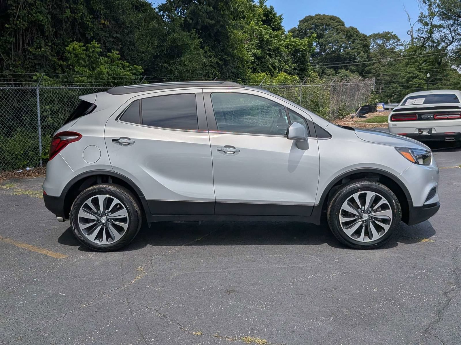 Used 2022 Buick Encore Preferred w/ Safety Package AWD/4WD image 3