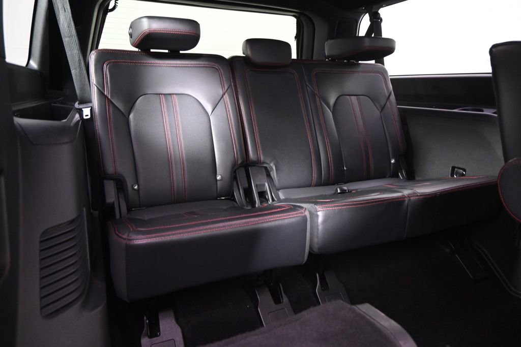 Used 2022 Ford Expedition Max Limited image 19