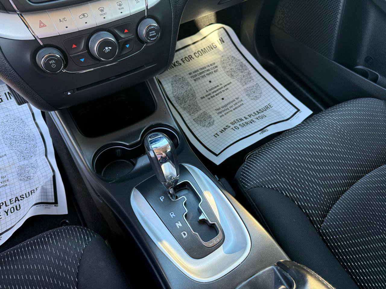 Used 2020 Dodge Journey SE w/ SE Popular Equipment Group FWD image 9