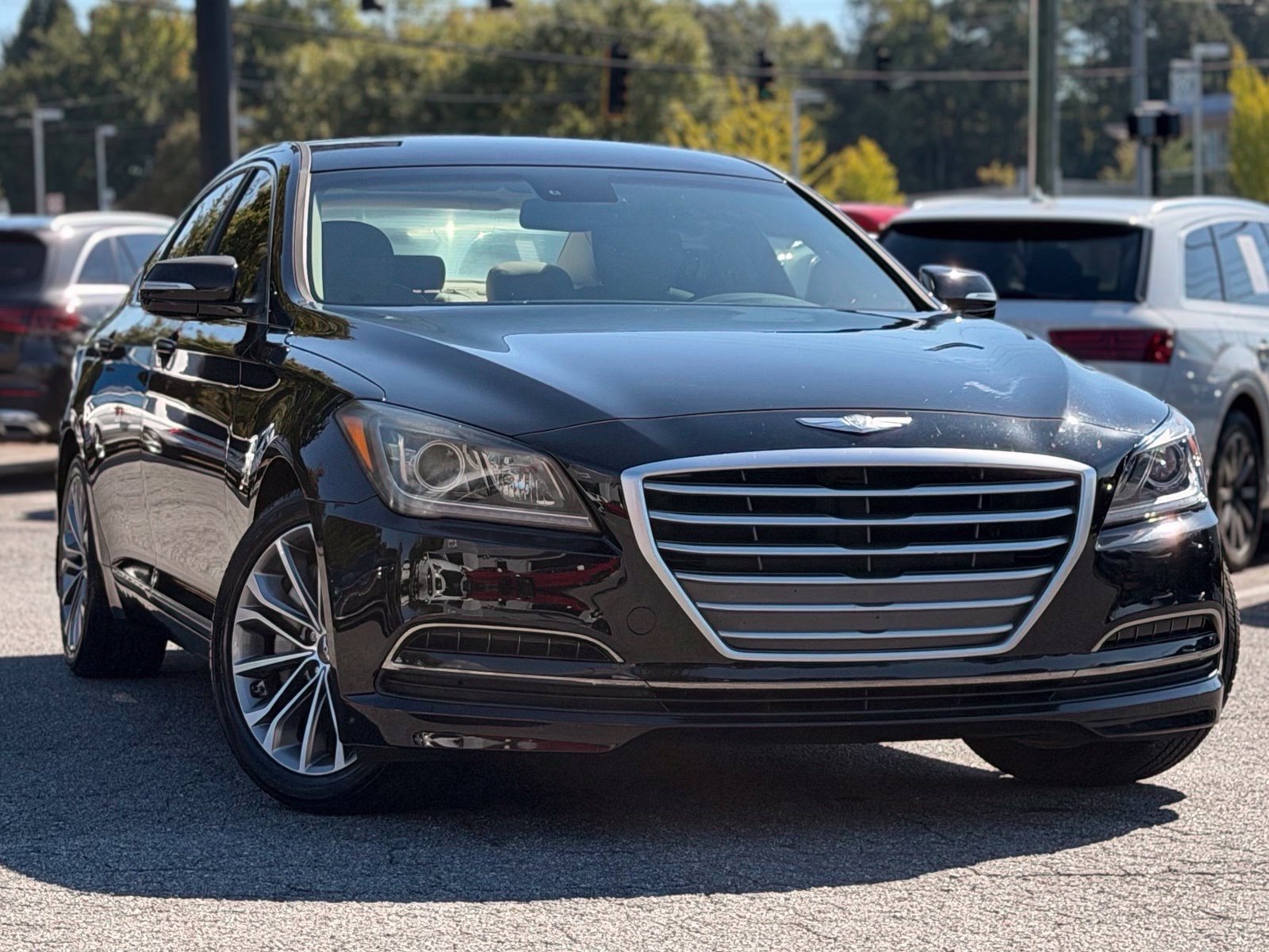 Used 2015 Hyundai Genesis 3.8 RWD image 7