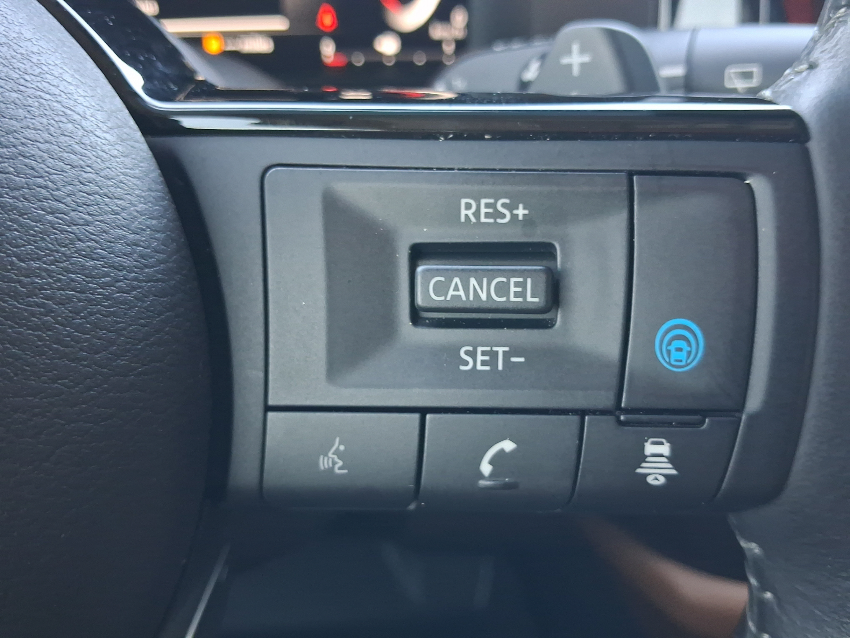 Used 2023 Nissan Pathfinder Platinum AWD/4WD image 21