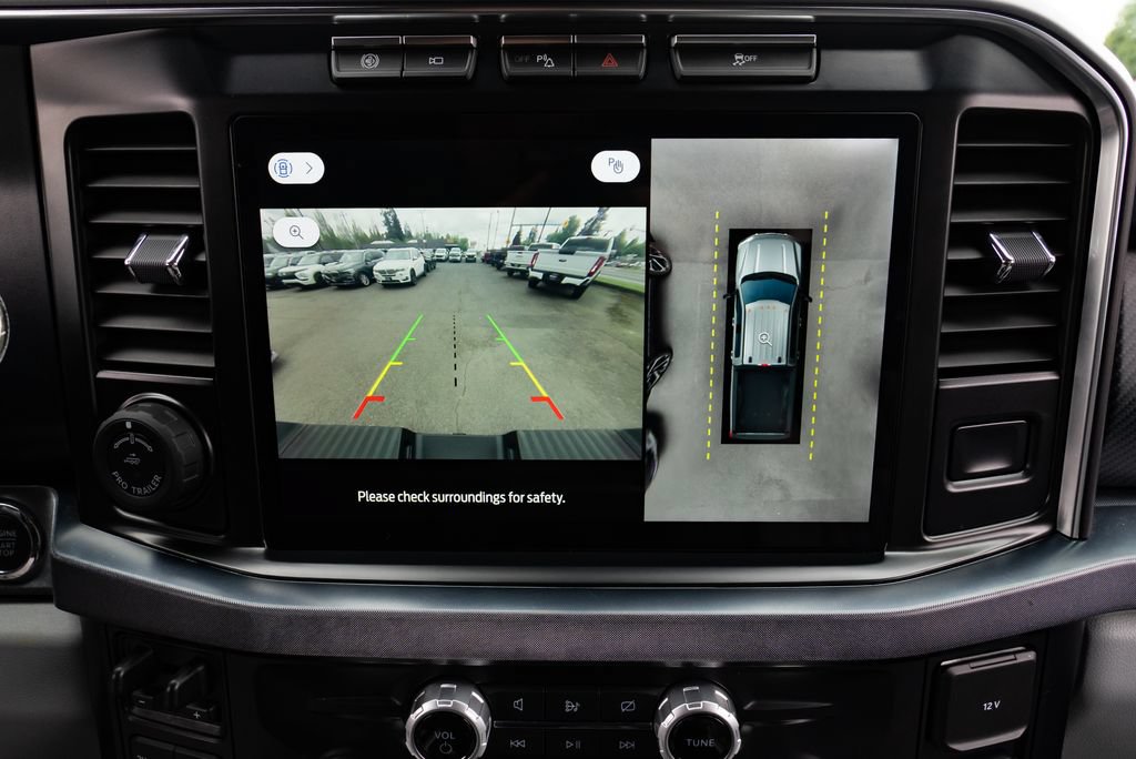 Used 2023 Ford F350 Limited AWD/4WD image 17