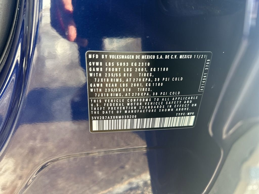 Used 2022 Volkswagen Tiguan SE w/ Panoramic Sunroof Package image 36